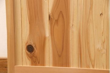 ガラス戸をリペア&カスタム!高さと幅をリサイズし、本体は無塗装のまま仕上げ。(引き戸、格子戸)