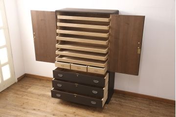 加茂桐層箪笥をリペア&カスタム!高品質リペアを施し、落ち着いた茶色に着色。(桐たんす、衣装箪笥、着物箪笥)