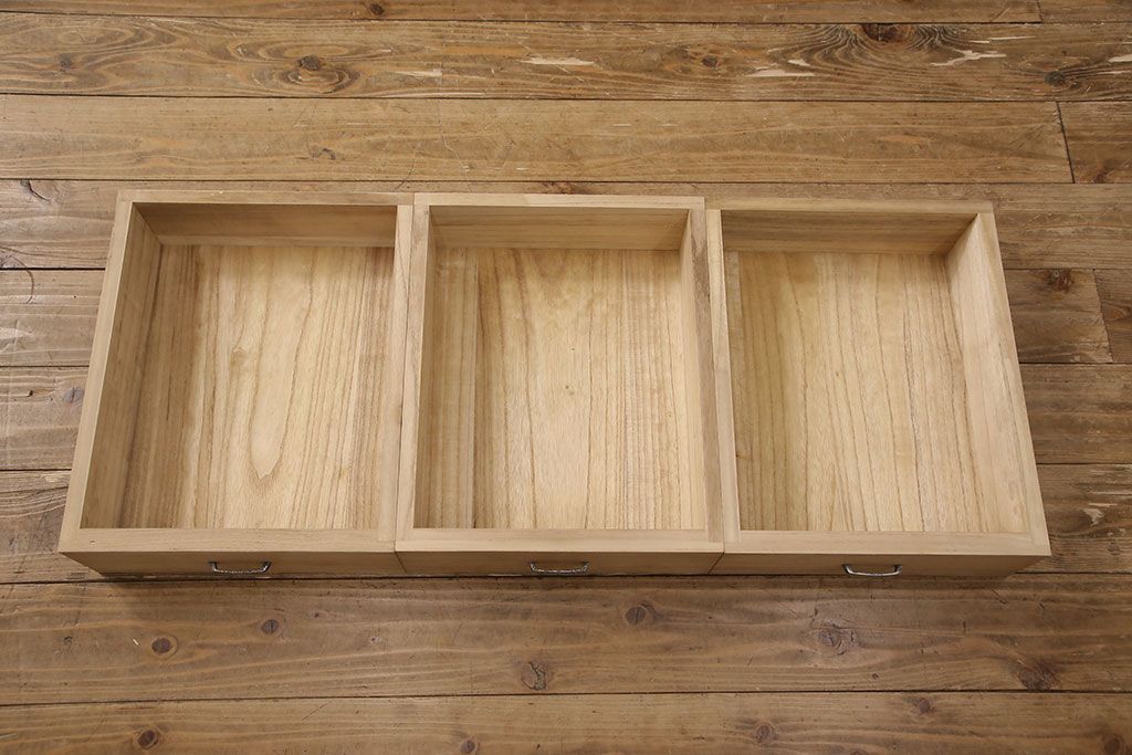 加茂桐層箪笥をリペア&カスタム!高品質リペアを施し、落ち着いた茶色に着色。(桐たんす、衣装箪笥、着物箪笥)