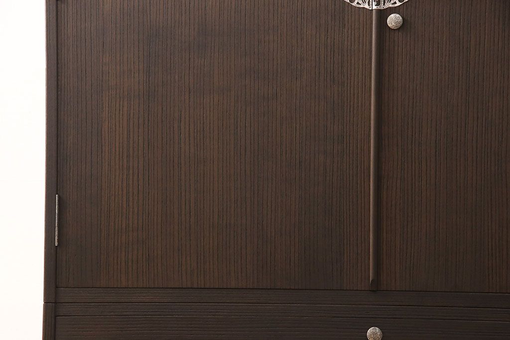 加茂桐層箪笥をリペア&カスタム!高品質リペアを施し、落ち着いた茶色に着色。(桐たんす、衣装箪笥、着物箪笥)