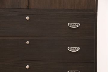 加茂桐層箪笥をリペア&カスタム!高品質リペアを施し、落ち着いた茶色に着色。(桐たんす、衣装箪笥、着物箪笥)