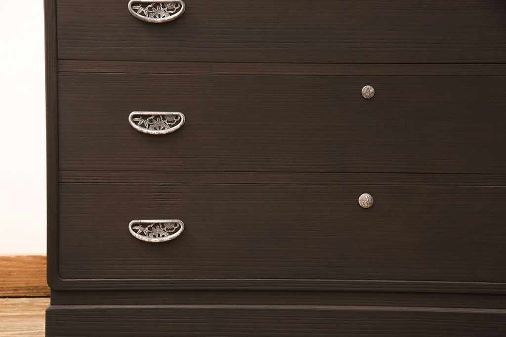 加茂桐層箪笥をリペア&カスタム!高品質リペアを施し、落ち着いた茶色に着色。(桐たんす、衣装箪笥、着物箪笥)