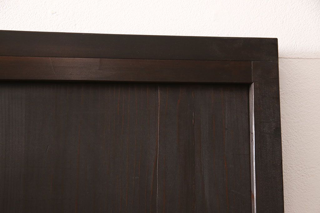 無双戸2枚セットをリペア&カスタム!引き戸・戸車を取り付け、ダークブラウンに着色し仕上げ。(無双窓、帯戸、建具、引き戸)