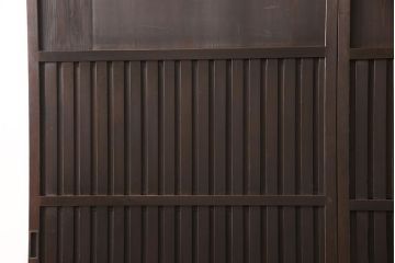 無双戸2枚セットをリペア&カスタム!引き戸・戸車を取り付け、ダークブラウンに着色し仕上げ。(無双窓、帯戸、建具、引き戸)