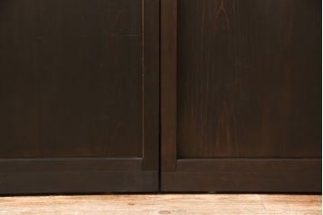 無双戸2枚セットをリペア&カスタム!引き戸・戸車を取り付け、ダークブラウンに着色し仕上げ。(無双窓、帯戸、建具、引き戸)