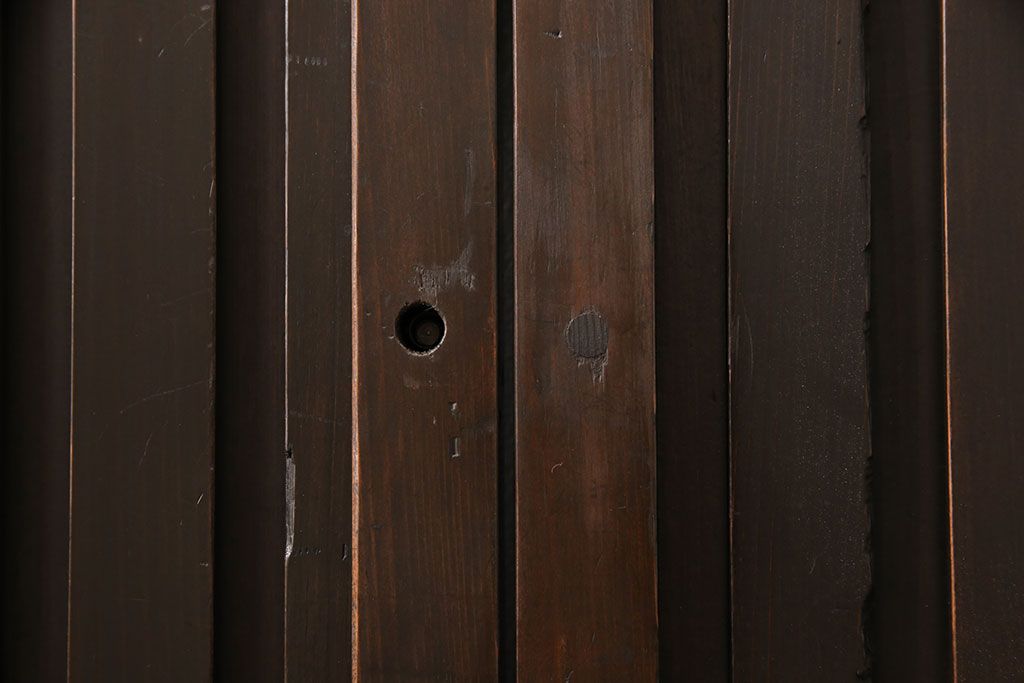 無双戸2枚セットをリペア&カスタム!引き戸・戸車を取り付け、ダークブラウンに着色し仕上げ。(無双窓、帯戸、建具、引き戸)