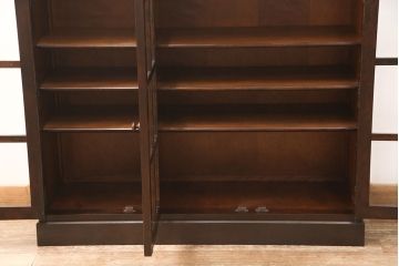 北海道民芸家具のサイドキャビネットをリペア&カスタム!天板と台輪を取り付け、本体の色に合わせて着色し仕上げ。(収納棚、戸棚)