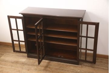 北海道民芸家具のサイドキャビネットをリペア&カスタム!天板と台輪を取り付け、本体の色に合わせて着色し仕上げ。(収納棚、戸棚)