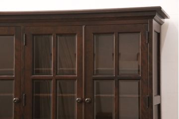 北海道民芸家具のサイドキャビネットをリペア&カスタム!天板と台輪を取り付け、本体の色に合わせて着色し仕上げ。(収納棚、戸棚)