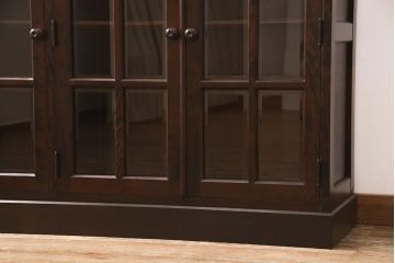 北海道民芸家具のサイドキャビネットをリペア&カスタム!天板と台輪を取り付け、本体の色に合わせて着色し仕上げ。(収納棚、戸棚)