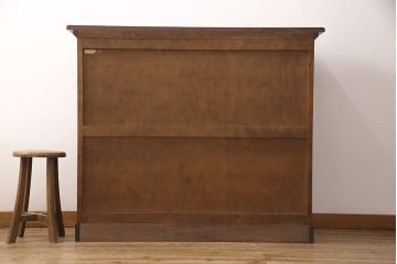 北海道民芸家具のサイドキャビネットをリペア&カスタム!天板と台輪を取り付け、本体の色に合わせて着色し仕上げ。(収納棚、戸棚)