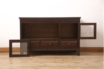松本民芸家具のローボードをリペア&カスタム!建具をガラス戸に変更し、天板と脚を取り付けテレビ台にリメイク。(テレビボード、リビングボード)