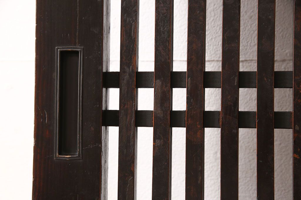 格子帯戸をリペア&カスタム!幅を小さくリサイズ。(引き戸、建具)