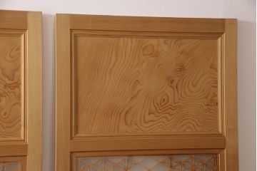 ガラス帯戸3枚セットをリペア&カスタム!引き違い戸として使用のために2枚を高さと幅をリサイズし、戸車を取り付け。もう1枚は開き戸仕様に加工。(建具、引き戸、ドア)