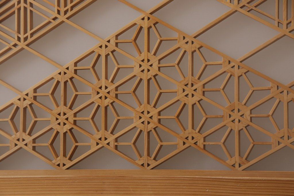 ガラス帯戸3枚セットをリペア&カスタム!引き違い戸として使用のために2枚を高さと幅をリサイズし、戸車を取り付け。もう1枚は開き戸仕様に加工。(建具、引き戸、ドア)