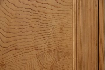 ガラス帯戸3枚セットをリペア&カスタム!引き違い戸として使用のために2枚を高さと幅をリサイズし、戸車を取り付け。もう1枚は開き戸仕様に加工。(建具、引き戸、ドア)