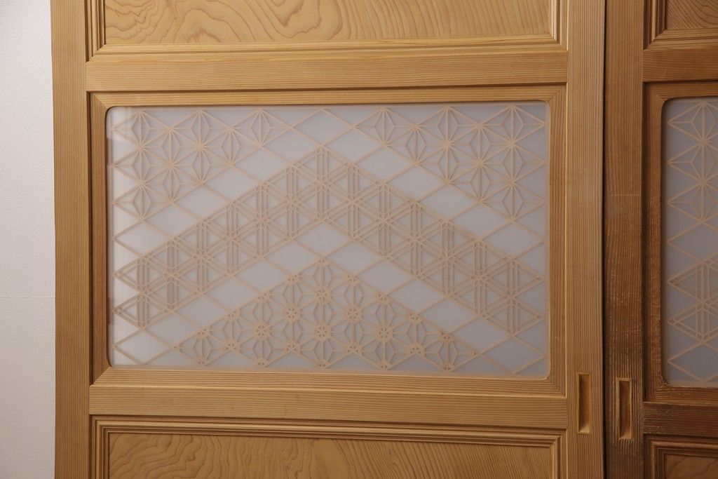 ガラス帯戸3枚セットをリペア&カスタム!引き違い戸として使用のために2枚を高さと幅をリサイズし、戸車を取り付け。もう1枚は開き戸仕様に加工。(建具、引き戸、ドア)