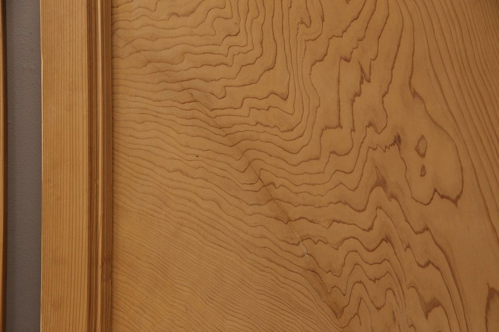 ガラス帯戸3枚セットをリペア&カスタム!引き違い戸として使用のために2枚を高さと幅をリサイズし、戸車を取り付け。もう1枚は開き戸仕様に加工。(建具、引き戸、ドア)