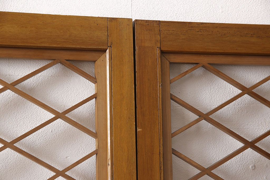 組子入りガラス戸2枚をリペア&カスタム!高さと幅をリサイズし、戸車を取り付け。(引き戸、建具)