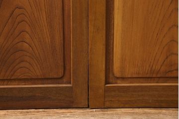 組子入りガラス戸2枚をリペア&カスタム!高さと幅をリサイズし、戸車を取り付け。(引き戸、建具)