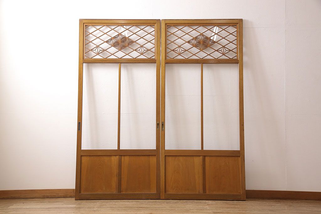 組子入りガラス戸2枚をリペア&カスタム!高さと幅をリサイズし、戸車を取り付け。(引き戸、建具)