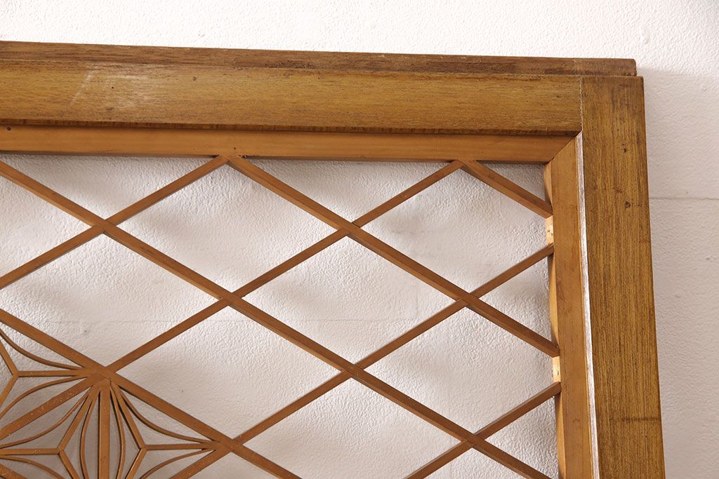 組子入りガラス戸2枚をリペア&カスタム!高さと幅をリサイズし、戸車を取り付け。(引き戸、建具)