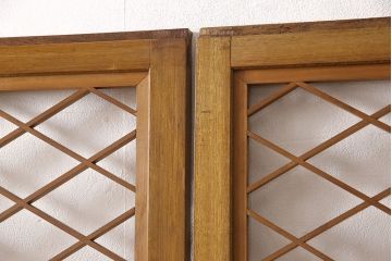 組子入りガラス戸2枚をリペア&カスタム!高さと幅をリサイズし、戸車を取り付け。(引き戸、建具)