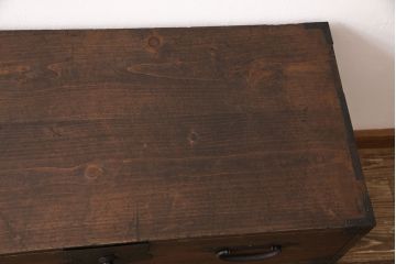 アンティーク衣装箪笥をリペア&カスタム!鉄脚を取り付け、天板を内部から補強。引き出しをフラップダウン扉に加工しテレビボードにリメイク。(テレビ台)