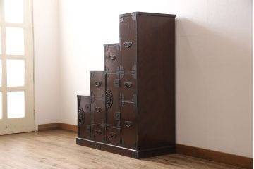 筑後民芸の階段箪笥をリペア&カスタム!最下段をカットし幅をコンパクトにリメイク。(和箪笥、飾り棚、タンス)