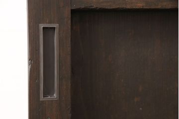 アンティーク蔵戸をリペア&カスタム!高さと幅をリサイズし、上下桟をフラットに加工。ダークブラウンに着色し外部用塗装で仕上げ。(玄関戸、玄関ドア)