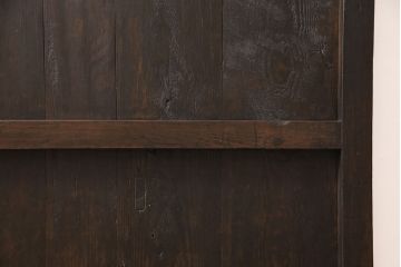 アンティーク蔵戸をリペア&カスタム!高さと幅をリサイズし、上下桟をフラットに加工。ダークブラウンに着色し外部用塗装で仕上げ。(玄関戸、玄関ドア)
