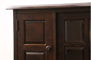 北海道民芸家具のサイドボードをリペア&カスタム!木製脚を取り付け、本体の色に合わせて着色し仕上げ。(キャビネット、収納棚、リビングボード)