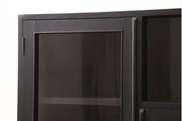 ガラス戸棚をリペア&カスタム!棚板を可動式に変更し、全体をマットブラックでペイント。(収納棚、キャビネット)