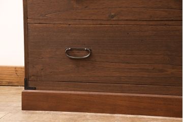 桐箪笥をリペア&カスタム!天板と台輪を取り付けローボードにリメイク。明るめの茶色に着色し仕上げ。(ローチェスト、テレビ台)