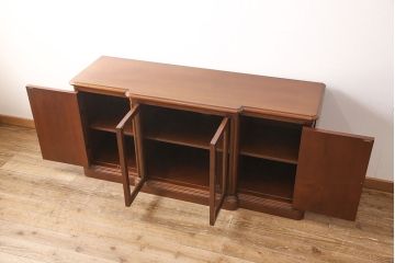 ドレクセルヘリテイジのサイドボードの見た目を変えずに綺麗にリペア!背面に配線用穴あけ加工をしテレビボードに。(リビングボード、テレビ台、収納棚)