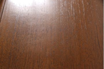 ドレクセルヘリテイジのサイドボードの見た目を変えずに綺麗にリペア!背面に配線用穴あけ加工をしテレビボードに。(リビングボード、テレビ台、収納棚)