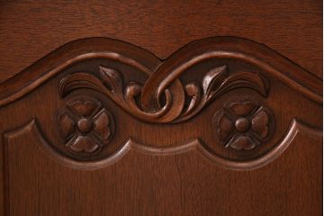 ドレクセルヘリテイジのサイドボードの見た目を変えずに綺麗にリペア!背面に配線用穴あけ加工をしテレビボードに。(リビングボード、テレビ台、収納棚)