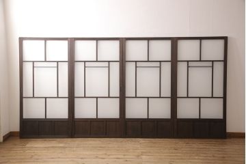 アンティークガラス戸4枚をリペア&カスタム!高さと幅をリサイズし、引手・戸車を取り付け。ガラスはすりガラスに変更し、本体はブラウンに着色し仕上げ。(引き戸、建具)