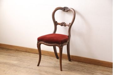 フランスアンティークのダイニングチェアの見た目を変えずに綺麗にリペア!(椅子、イス)