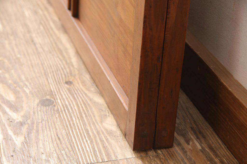 ガラス戸2枚セットをリペア&カスタム!高さと幅をリサイズし、帯部分をすりガラスに変更。(引き戸)