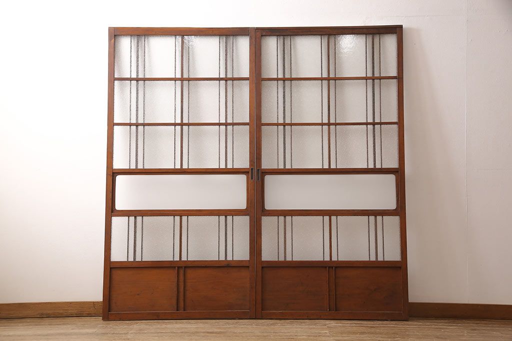 ガラス戸2枚セットをリペア&カスタム!高さと幅をリサイズし、帯部分をすりガラスに変更。(引き戸)