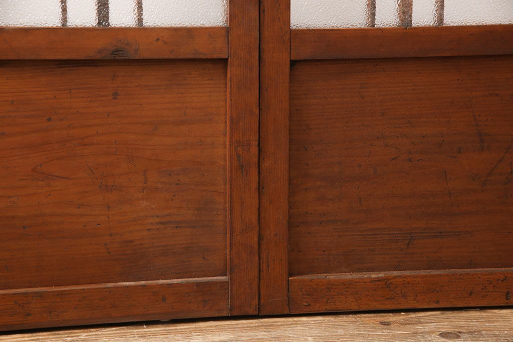 ガラス戸2枚セットをリペア&カスタム!高さと幅をリサイズし、帯部分をすりガラスに変更。(引き戸)