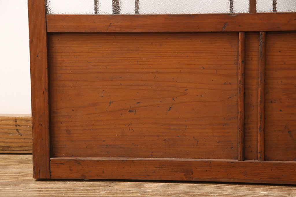 ガラス戸2枚セットをリペア&カスタム!高さと幅をリサイズし、帯部分をすりガラスに変更。(引き戸)