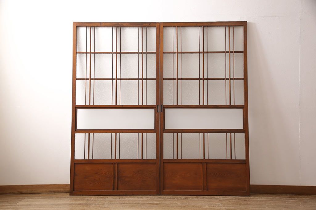 ガラス戸2枚セットをリペア&カスタム!高さと幅をリサイズし、帯部分をすりガラスに変更。(引き戸)