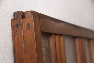 ガラス戸2枚セットをリペア&カスタム!高さと幅をリサイズし、帯部分をすりガラスに変更。(引き戸)