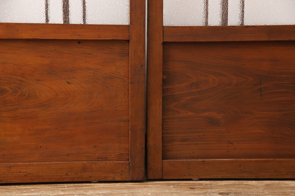 ガラス戸2枚セットをリペア&カスタム!高さと幅をリサイズし、帯部分をすりガラスに変更。(引き戸)