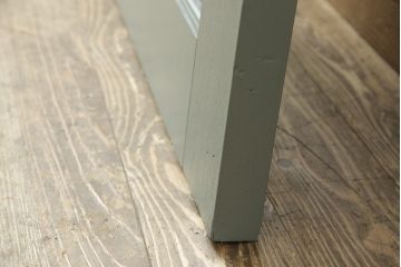 ドアをリペア&カスタム!くすんだ青緑色にペイント。(扉、建具)