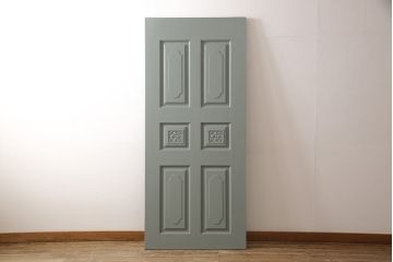 ドアをリペア&カスタム!くすんだ青緑色にペイント。(扉、建具)