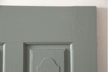 ドアをリペア&カスタム!くすんだ青緑色にペイント。(扉、建具)