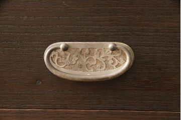 総桐箪笥をリペア&カスタム!高品質リペアを施し、ダークブラウンに着色。(衣装箪笥、和タンス、桐たんす)